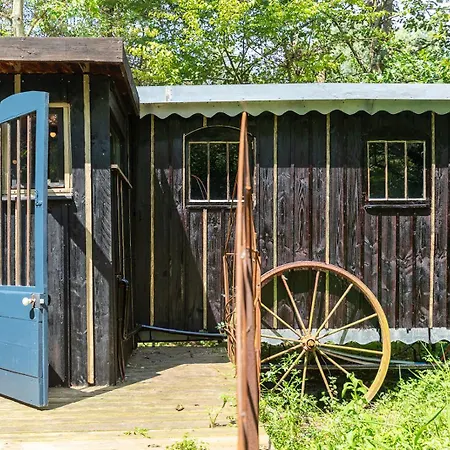 Bed & Breakfast Les Des Marais 3*